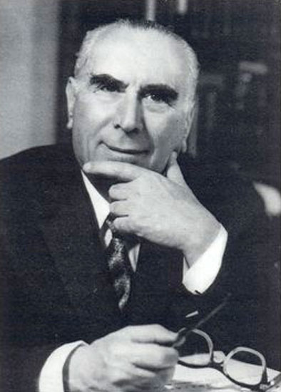 Ο Σπυρίδων Μαρινάτος (1901-1974).