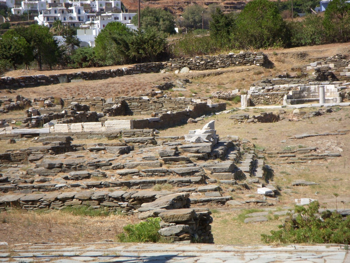 Ιερό του Ποσειδώνα και της Αμφιτρίτης στην Τήνο
