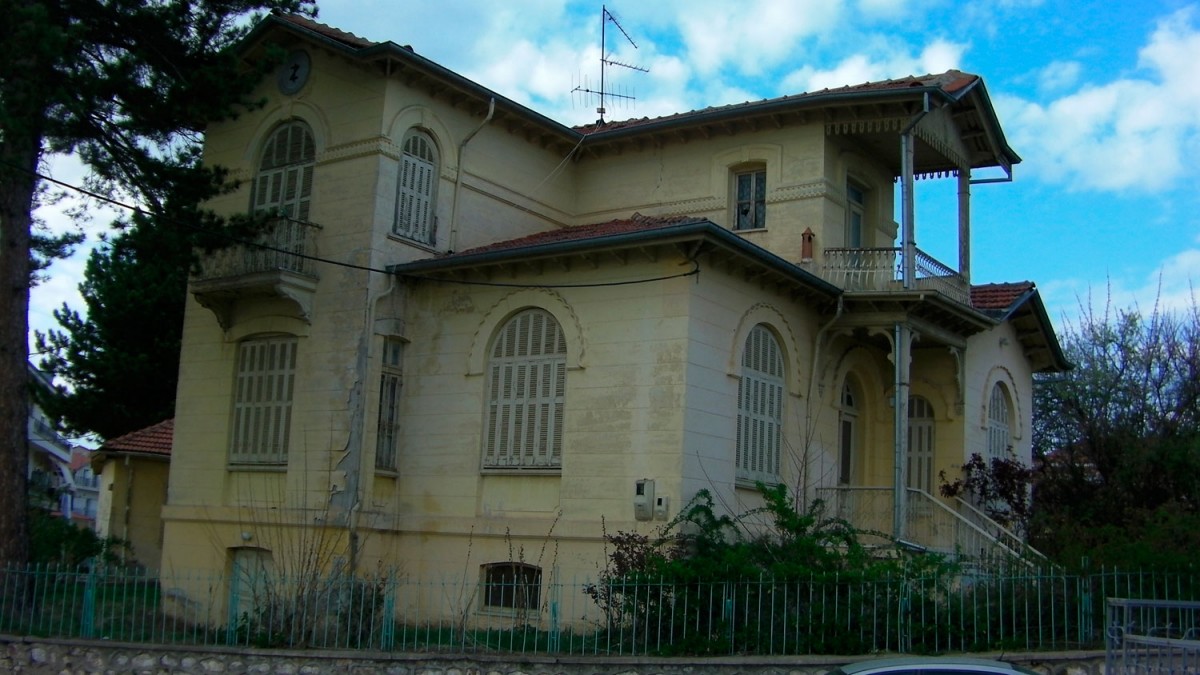 Κτίριο στο Άργος Ορεστικό.