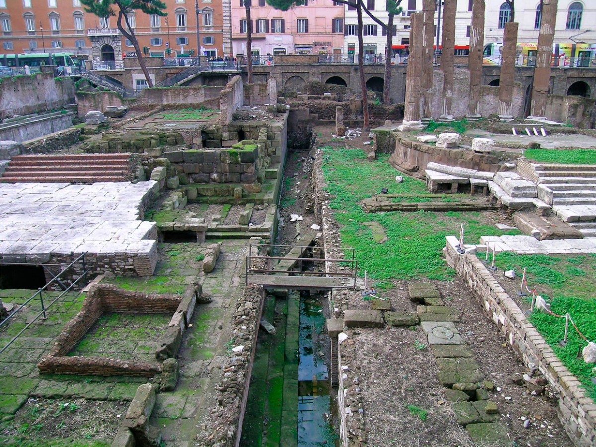 Το σημείο όπου δολοφονήθηκε ο Ιούλιος Καίσαρας, σύμφωνα με τη θεωρία του Αντόνιο Μοντερόσο.
