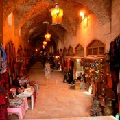 Στάχτη έγινε η ιστορική σκεπαστή αγορά στο Χαλέπι