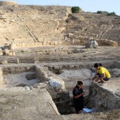Νέα στοιχεία για την αρχιτεκτονική του αρχαίου θεάτρου της Πάφου