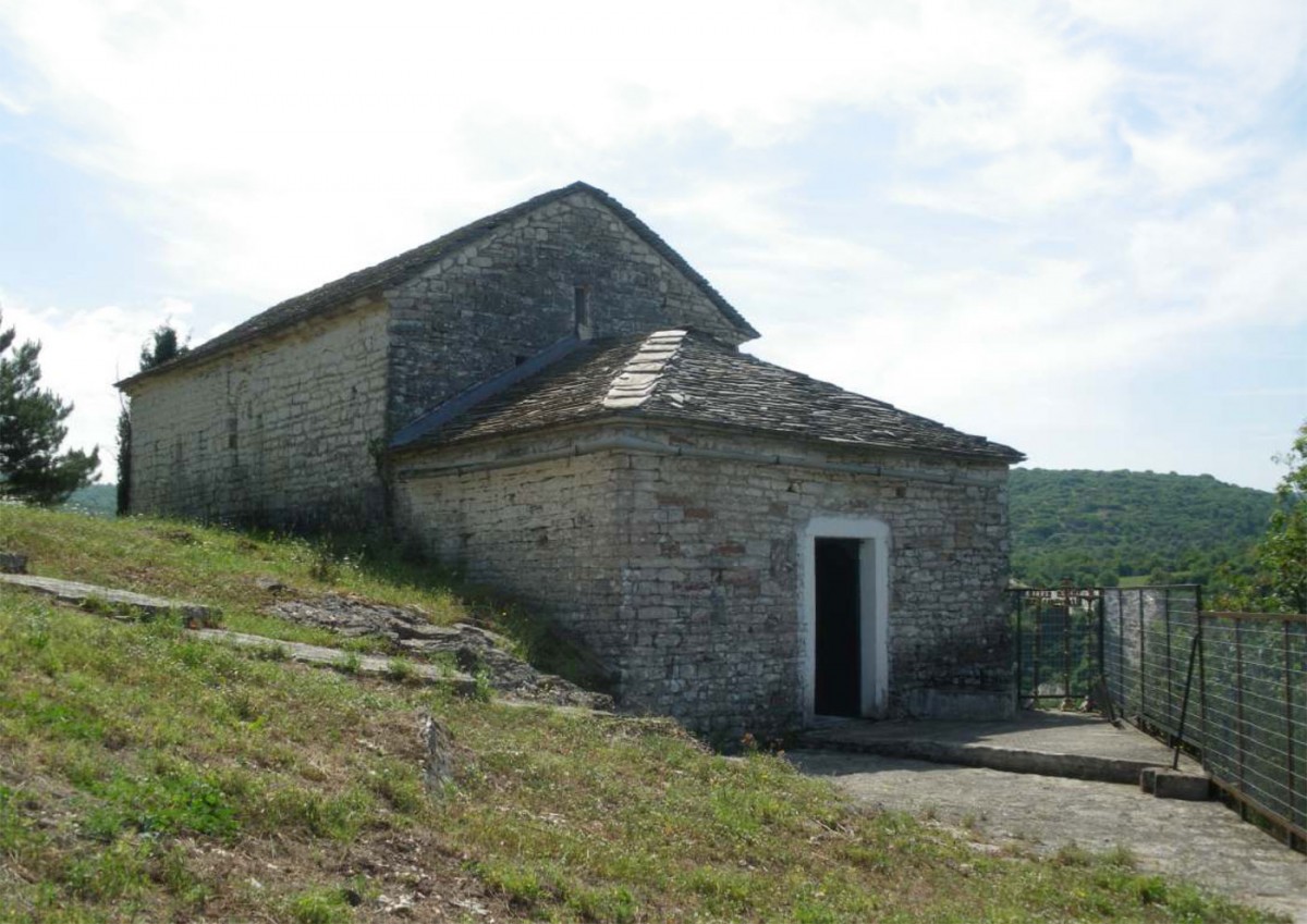 Ο ναός της Κοίμησης της Θεοτόκου στην Κληματιά Ιωαννίνων.