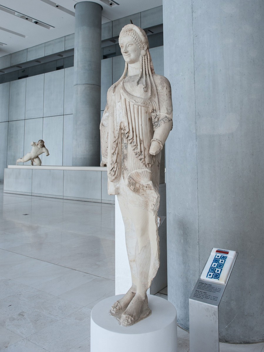 Κόρη (αρ. 682), Μουσείο της Ακρόπολης