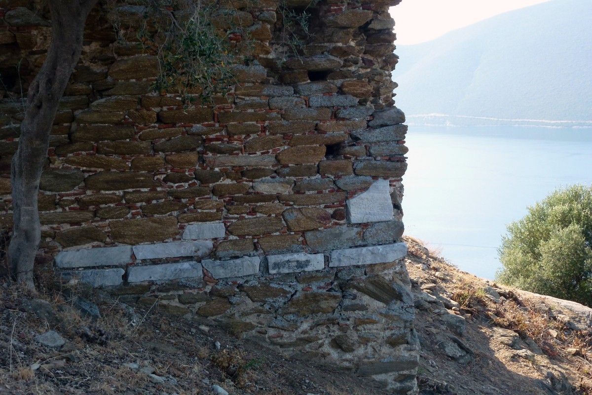 Κάστρο Πτελεού