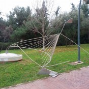 Άγνωστοι προκάλεσαν ζημιές σε γλυπτό του Γ. Ζογγολόπουλου