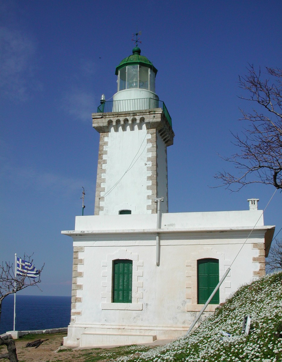Γουρούνι Σκοπέλου, Υπηρεσία Φάρων
