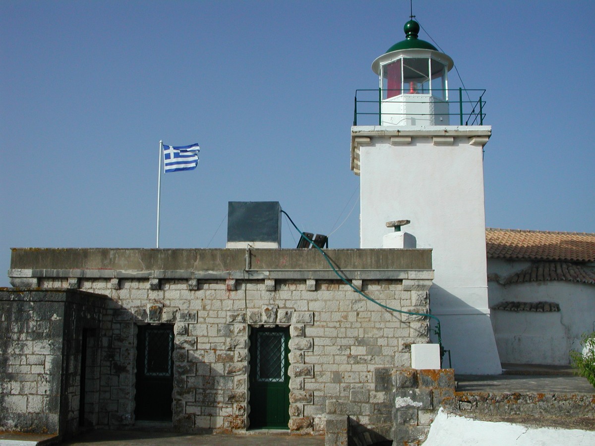 Παναγία Παξών, Υπηρεσία Φάρων
