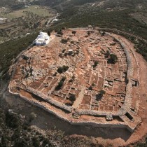 Η ακρόπολη του Αγίου Ανδρέα στη Σίφνο