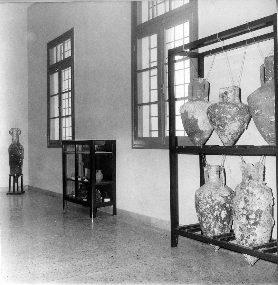 Η έκθεση στο κτήριο του Κυθηραϊκού Συνδέσμου (φωτ. Εφορεία Αρχαιοτήτων Δυτικής Αττικής, Πειραιώς και Νήσων).