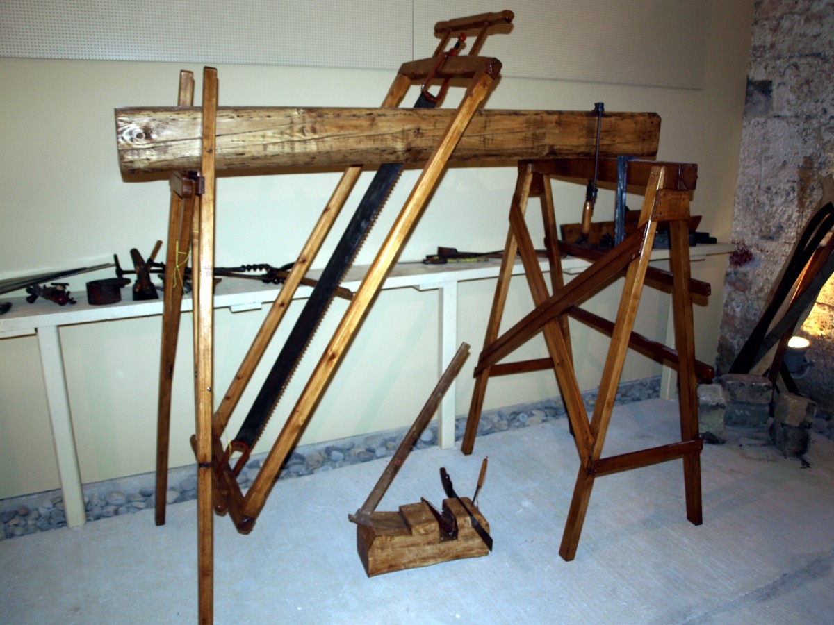 Εργαλεία καραβομαραγκού, Ναυτικό Μουσείο Κρήτης