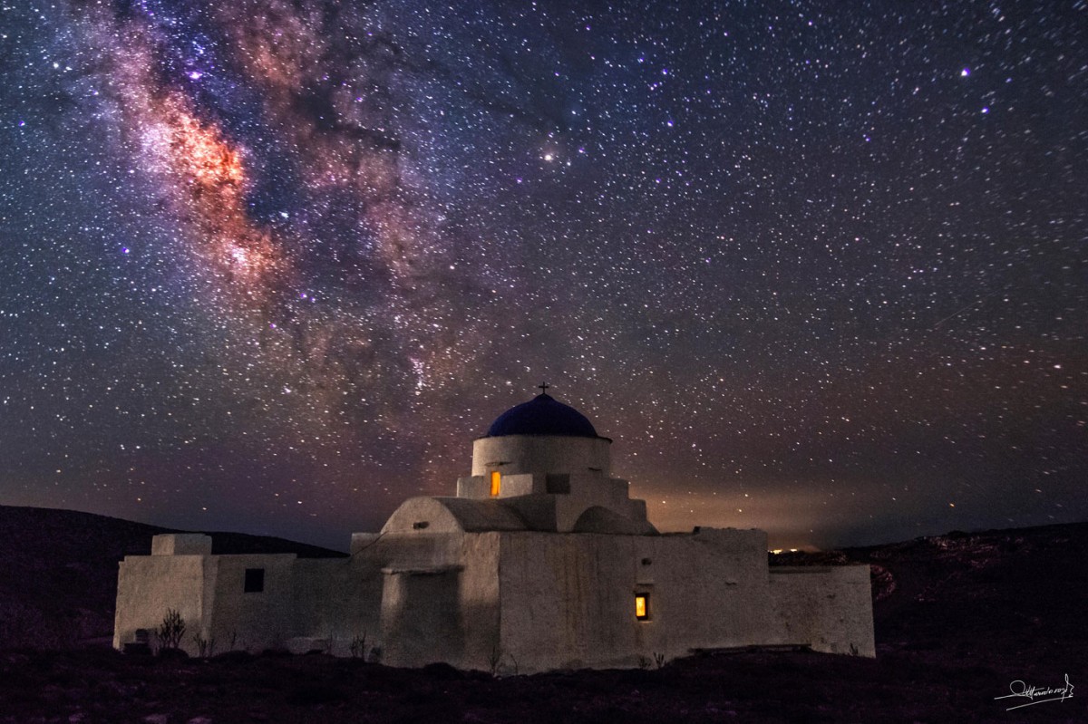 Μεταξύ Ουρανού και Γης