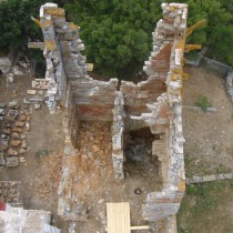 Ο αρχαίος πύργος στην Αγία Μαρίνα Κέας