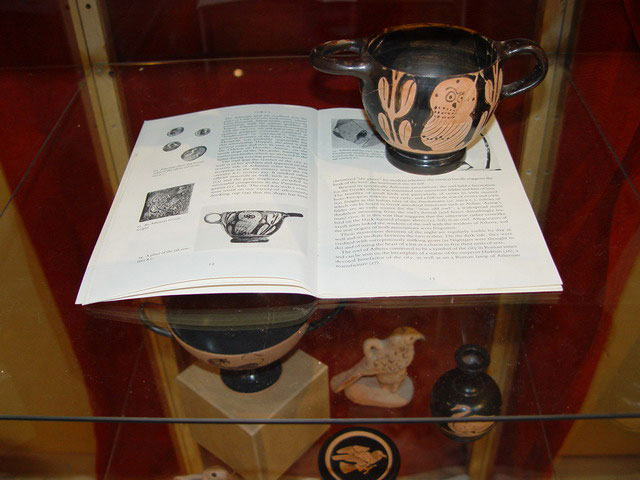 Εικ. 36. Δείγμα από πιστό αντίγραφο αρχαίου κεραμικού από τη συλλογή του Μουσείου Μπενάκη (φωτ. Μουσείο Μπενάκη).