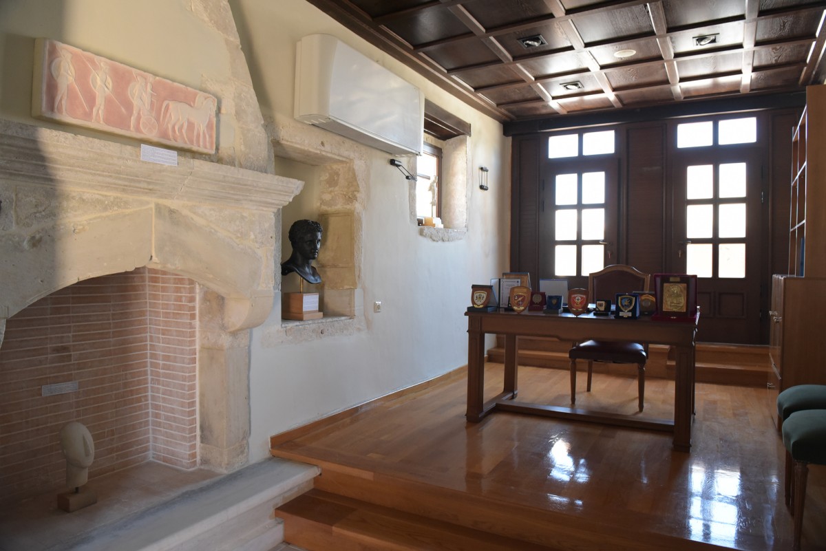 Αίθουσα Μ. Παραγιουδάκη, Στρατιωτικό Μουσείο Ρεθύμνου