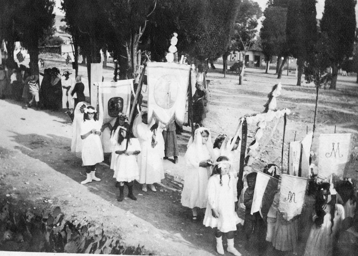 Εικ. 11. Θρησκευτικές τελετές, γιορτές και παραδόσεις. Αγία Δωρεά, 23 Μαΐου 1921.