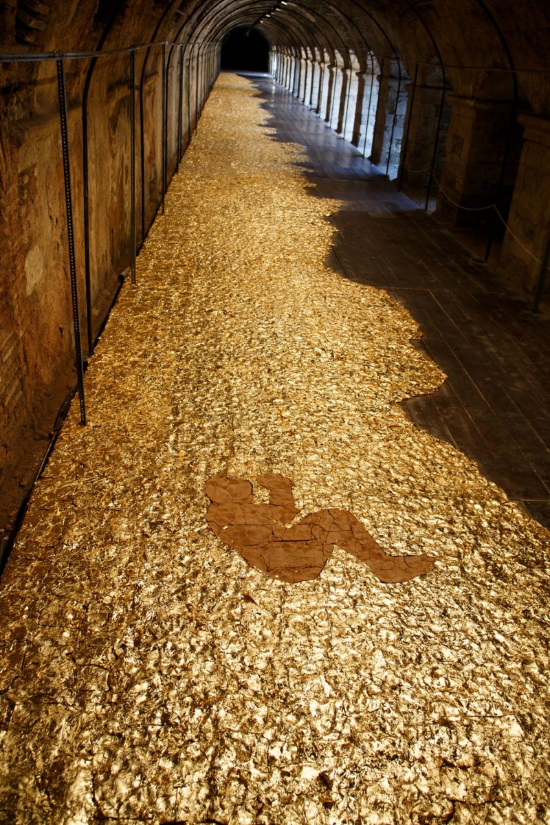 Από την ατομική έκθεση της Άννης Καλτσίδου «Εικαστικές Διασταυρώσεις στη Ρωμαϊκή Αγορά της Θεσσαλονίκης».