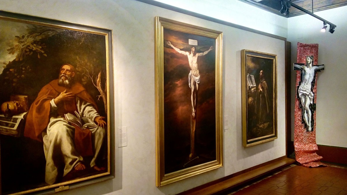 Ο Νίκος Φλώρος ανασύνθεσε κορυφαία έργα του Ελ Γκρέκο, χρησιμοποιώντας με σπάνια επιδεξιότητα ένα σύγχρονο υλικό, το χρωματιστό αλουμίνιο (φωτ. ΑΠΕ-ΜΠΕ).