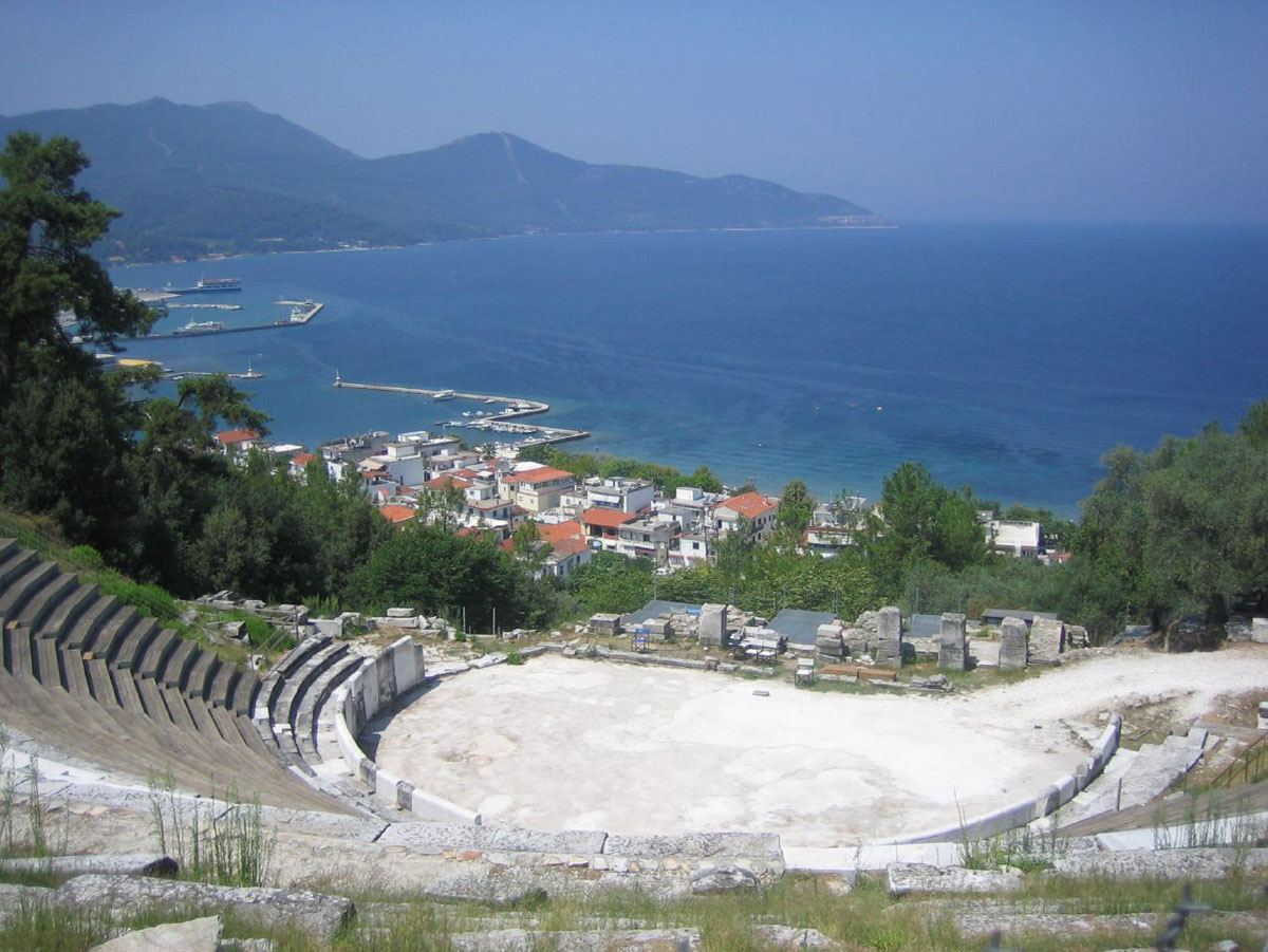 Το αρχαίο θέατρο της Θάσου (φωτ.: ΑΠΕ-ΜΠΕ).