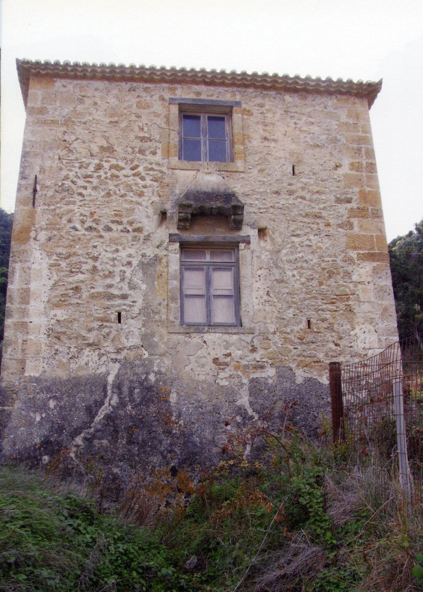 Ο πύργος πριν από την έναρξη των εργασιών το 2013 (φωτ. Εφορεία Αρχαιοτήτων Ζακύνθου).