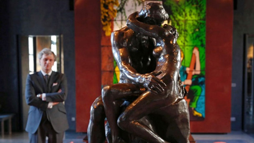 2,2 εκατ. ευρώ για μικρογραφία του «Φιλιού» του Ροντέν