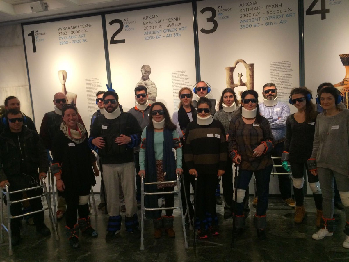 Το προσωπικό του Μουσείο πέρασε από ειδική βιωματική εκπαίδευση έτσι ώστε να μπορεί να φιλοξενήσει με τον καλύτερο τρόπο την ευαίσθητη αυτή κοινωνική ομάδα. 