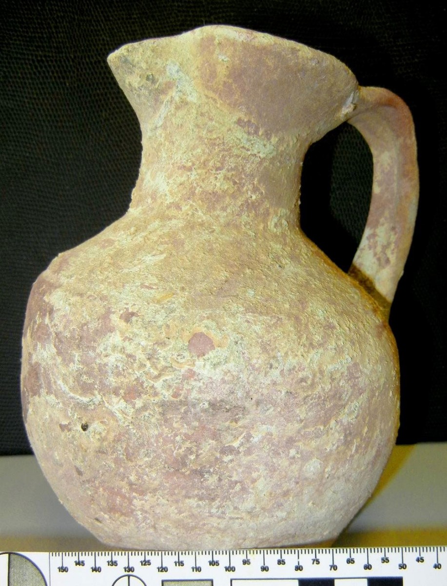 Πήλινο αγγεία που κατασχέθηκε στη Λάρισα (φωτ. Ελληνική Αστυνομία).