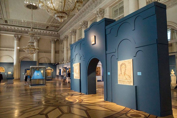 Άποψη της έκθεσης «Το Βυζάντιο μέσα στους αιώνες» στο Κρατικό Μουσείο Ερμιτάζ της Αγίας Πετρούπολης.