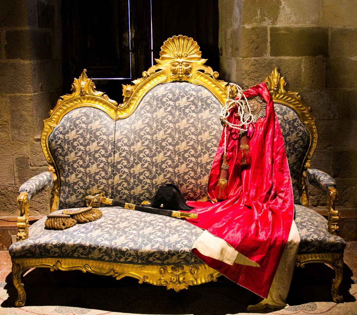 Άποψη της έκθεσης «Ο Νέλσον και η εποχή του», στο Παλάτι του Μεγάλου Μαγίστρου στη Ρόδο.