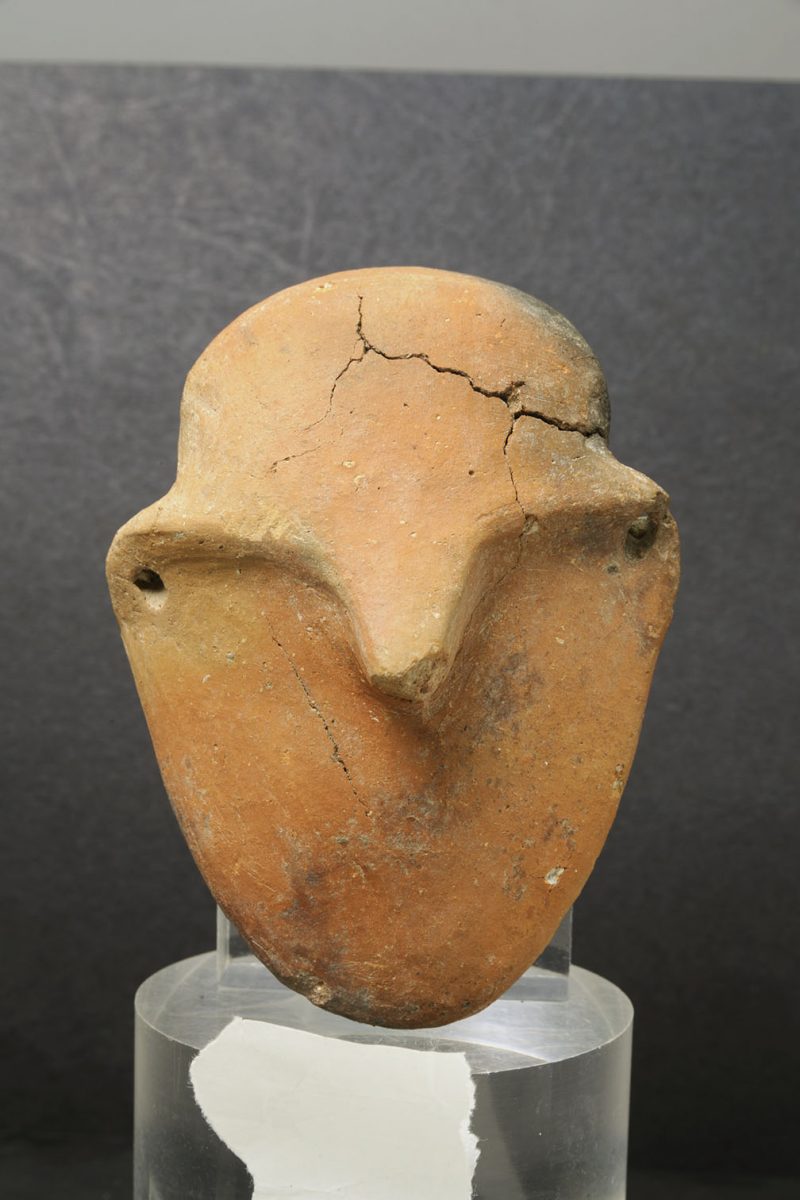 Κεφαλή ειδωλίου, Αρχαιολογικό Μουσείο Θηβών