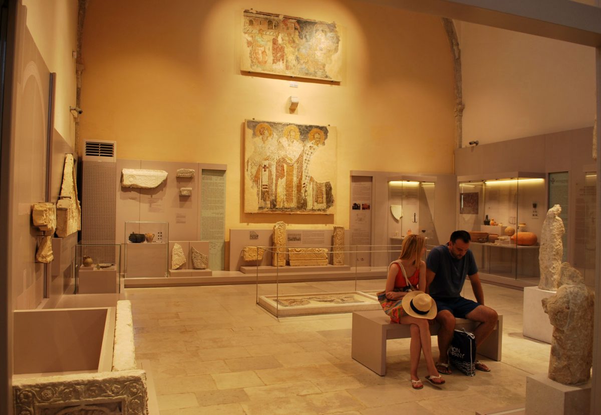 Άποψη της Προσωρινής Έκθεσης του Αρχαιολογικού Μουσείου Ρεθύμνου (φωτ. Εφορεία Αρχαιοτήτων Ρεθύμνου).