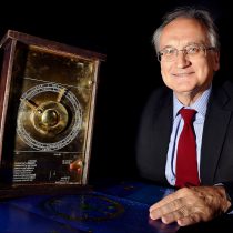 Ξ. Μουσάς: «Πιστεύω ότι υπάρχουν κι άλλα τμήματα του Μηχανισμού των Αντικυθήρων στο βυθό της θάλασσας»