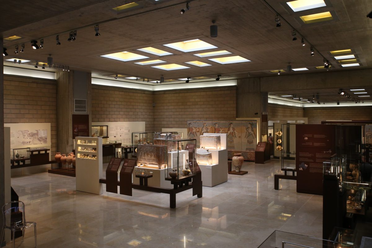 Εικ. 7. Αρχαιολογικό Μουσείο Θηβών. Ενότητα 5 : Η περίοδος των μυκηναϊκών ανακτόρων.