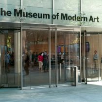 Το MoMA της Νέας Υόρκης εκθέτει έργα μουσουλμάνων καλλιτεχνών