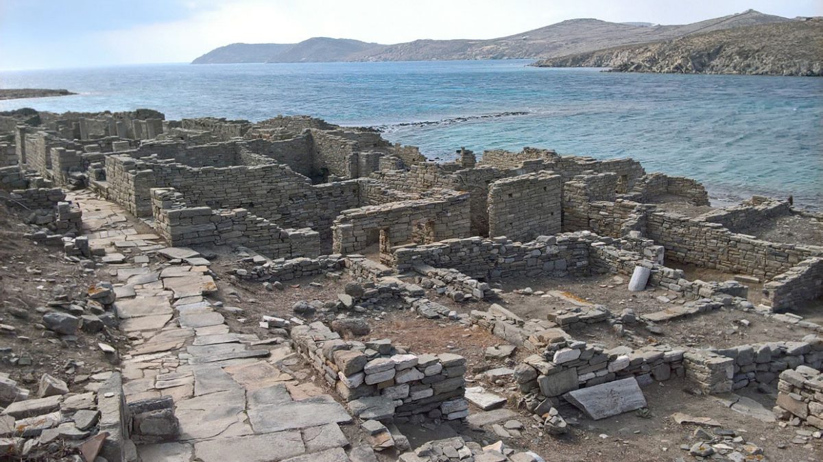 Τα εμπορικά κτήρια της δυτικής ακτής της Δήλου 