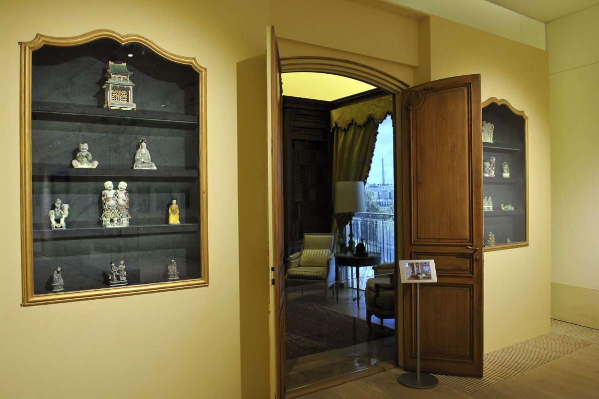 Η Λεβέντειος Πινακοθήκη έχει σχεδιαστεί για να ενημερώνει και να ψυχαγωγεί επισκέπτες κάθε ηλικίας. 