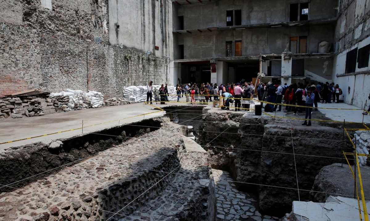 Άποψη της ανασκαφής στο κέντρο της Πόλης του Μεξικού. Φωτ.: Henry Romero/Reuters.