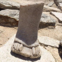 Δεσποτικό: Αποκαλύφθηκε συγκρότημα κτηρίων δίπλα σε ναό του Απόλλωνα