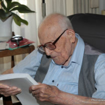 Ένας ιστότοπος για τον Εμμανουήλ Κριαρά