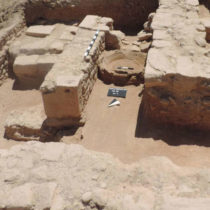 Εντυπωσιακό λίθινο τείχος αποκαλύφθηκε στα Κούκλια της Πάφου