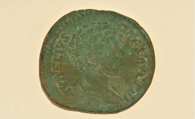 Ζώμινθος: Νόμισμα Μάρκου Αυρηλίου (161-180 μ.Χ.) (φωτ. ΥΠΠΟΑ).