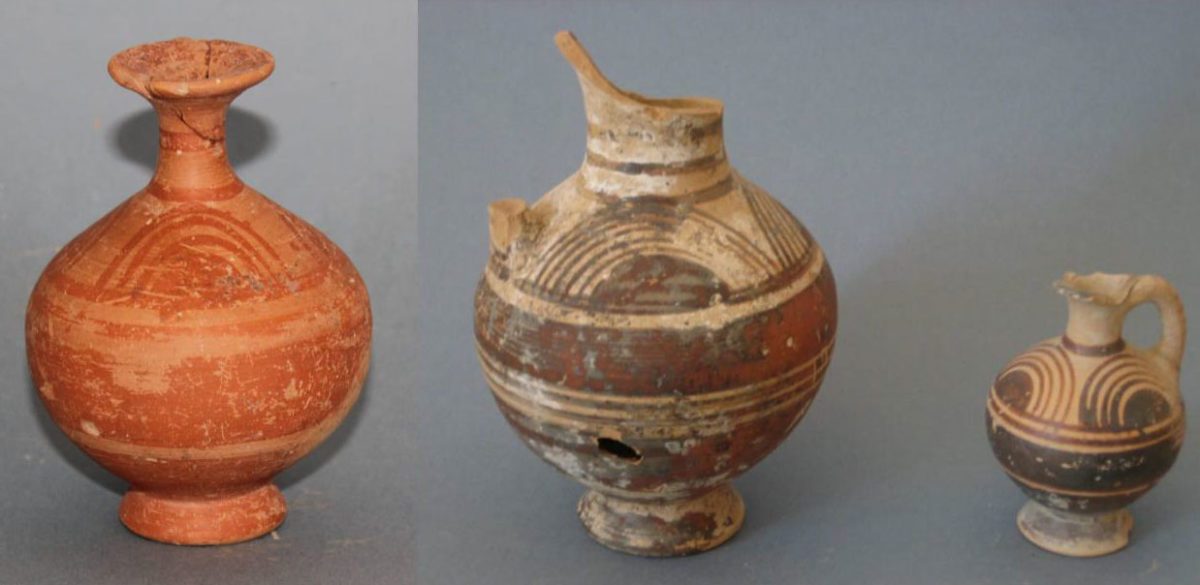 Υπομυκηναϊκά αγγεία από τη Νάξο.