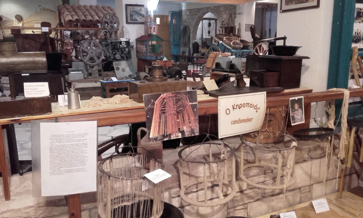 Λαογραφικό Μουσείο Καλλιμασιάς. Στο εργαστήρι του κηροποιού (φωτ.: Τ.Α. Μανιατέα για το ΑΠΕ-ΜΠΕ).