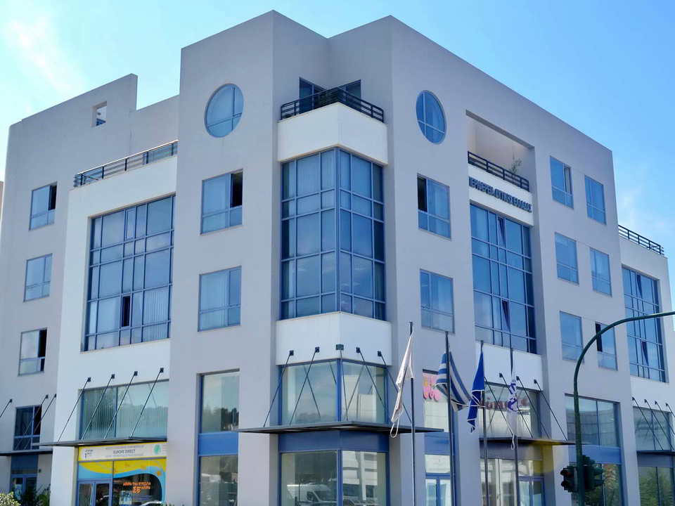 Σε τροχιά υλοποίησης το έργο ψηφιοποίησης της Δημοτικής Βιβλιοθήκης Πάτρας