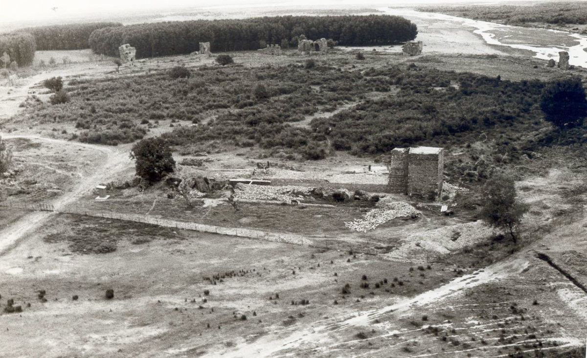 Από την αφίσα της διάλεξης.