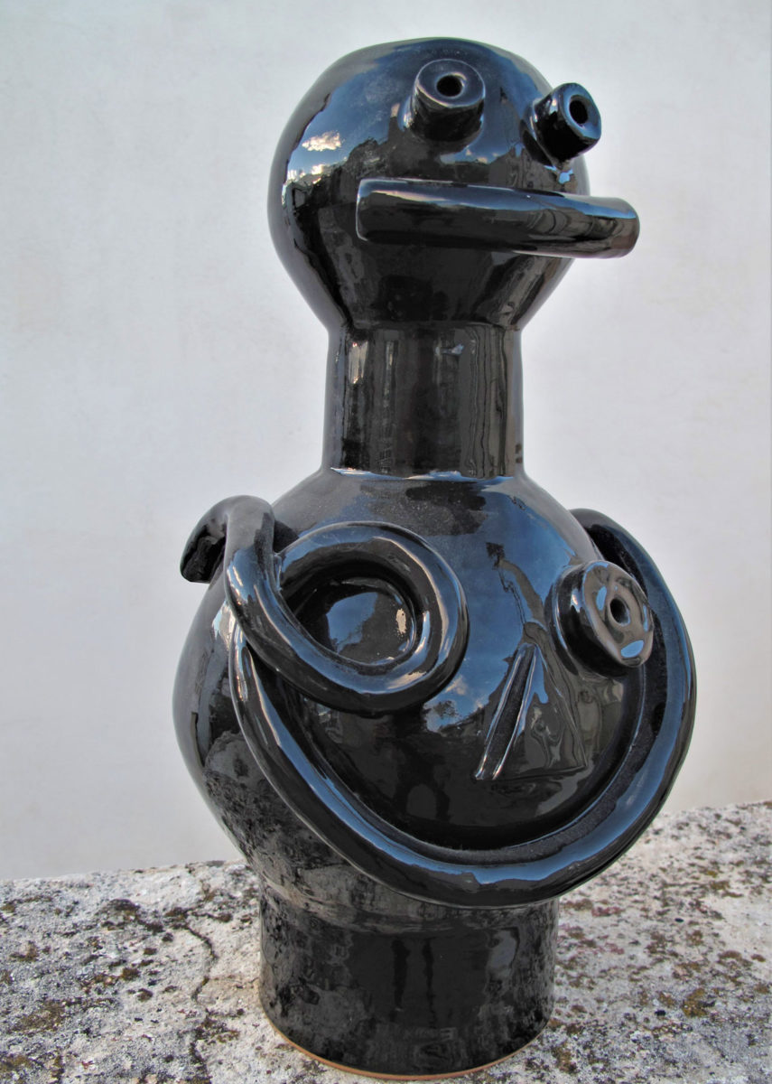 Έργο του HOPE από την έκθεση «Μy sons, too young then» στο Αρχαιολογικό Μουσείο Άνδρου.