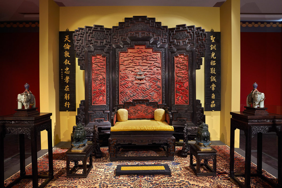 Η αίθουσα του θρόνου στο Παλάτι του Πολλαπλού Μεγαλείου. Δυναστεία Qing, Βασιλεία Qianlong (1735-1796). Φωτ.: Γιώργος Βιτσαρόπουλος.