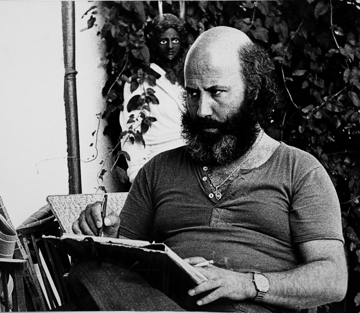 Νίκος Χουλιαράς, 1974. Αρχείο Νίκου Χουλιαρά – Συλλογή Σοφίας Χουλιαρά. 