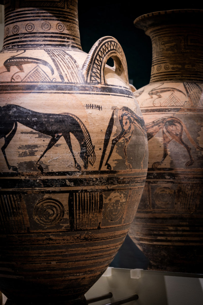 Ελεύθερνα. Πήλινος αμφορέας. 700-675 π.Χ. Φωτ.: Γιώργος Αναστασάκης © Μουσείο Κυκλαδικής Τέχνης.