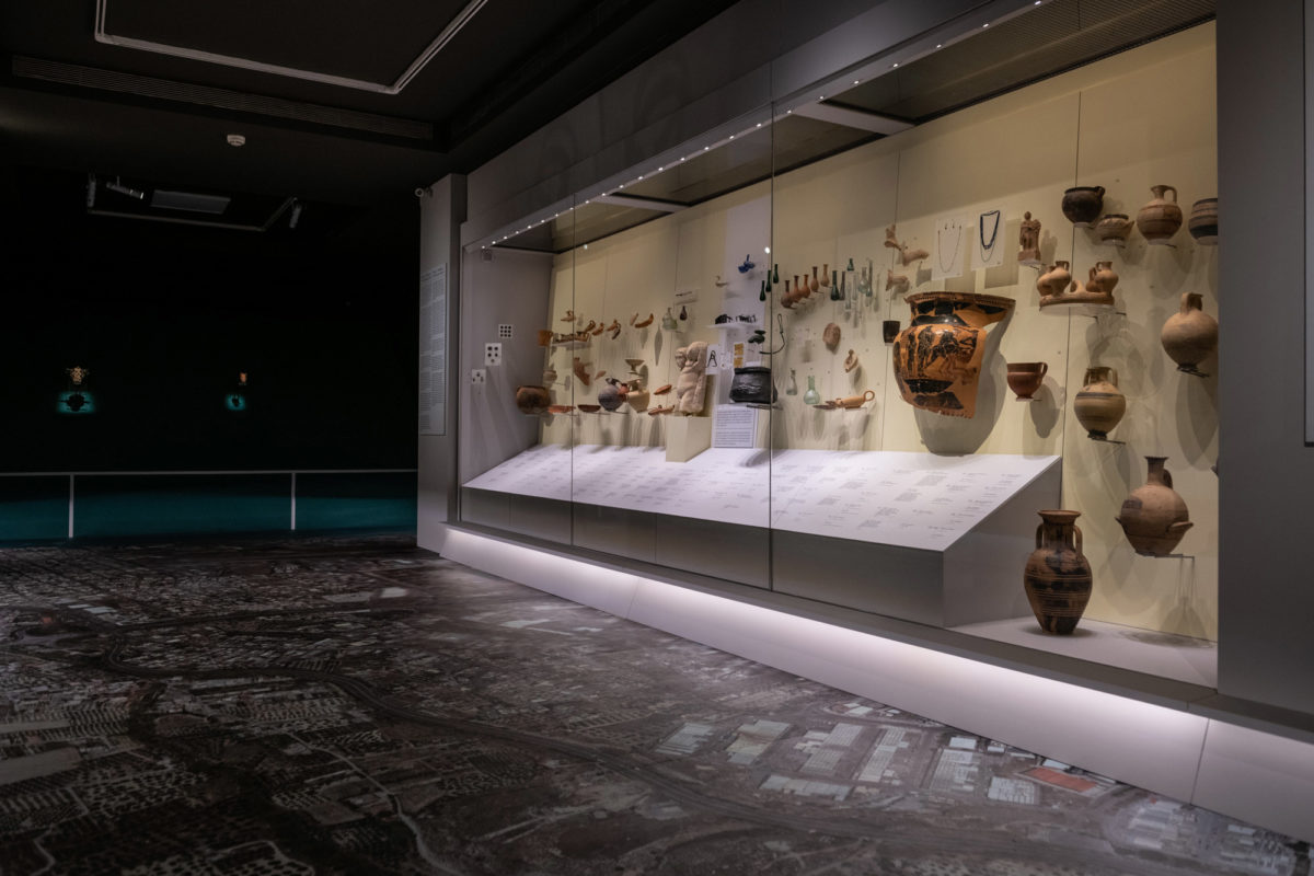 Γενική όψη της έκθεσης. Φωτ.: Γιώργος Αναστασάκης © Μουσείο Κυκλαδικής Τέχνης.